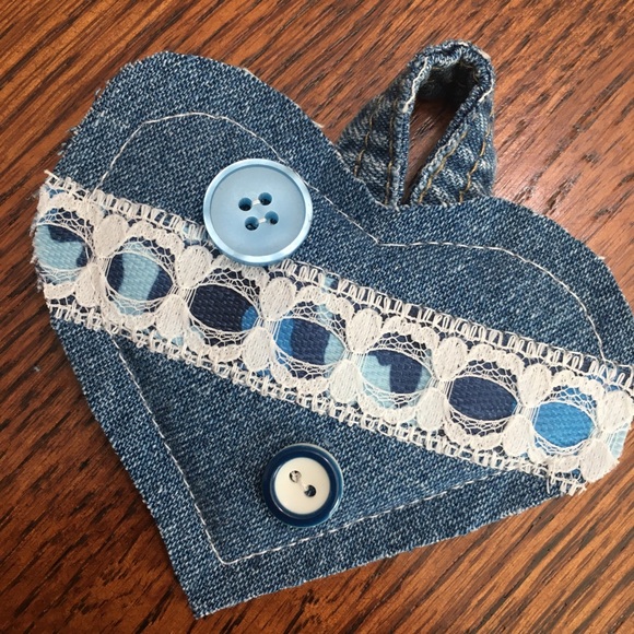 Keychain Or Ornament Denim Heart - Picture 4 of 13